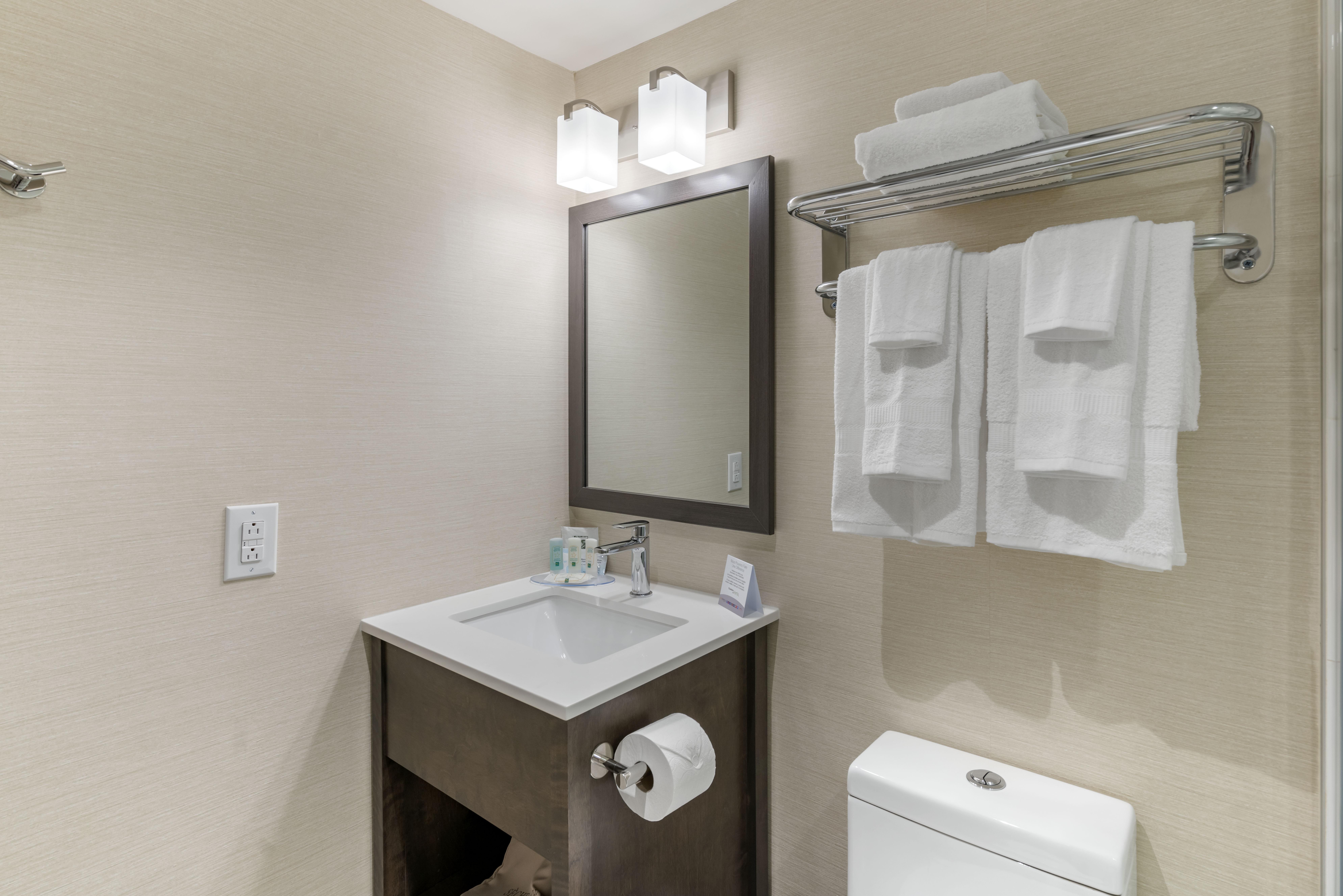 Quality Inn Centre-Ville Montreal Exterior photo